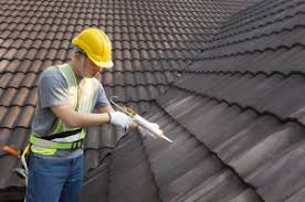 Best Emergency Roof Repair Services  in Ludington, MI